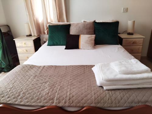 Kissonerga Apartment | Beautiful & Cozy Apartment in Paphos