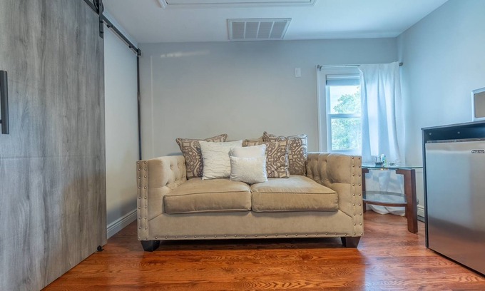 Montclair House | Beautiful cozy loft in Montclair, NJ
