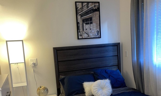 Hicksville Apartment | Beautiful cozy modern 1 bedroom near everything!