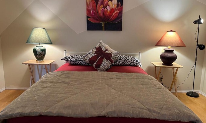Fleetwood House | Beautiful Cozy Private Room in Surrey