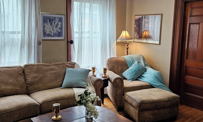 Bangor House | Beautiful, Cozy Victorian B & B in historic Bangor with WiFi and AC