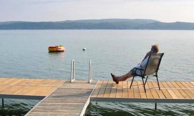 Beulah House | Beautiful Crystal Lake at Our Casa De Lago