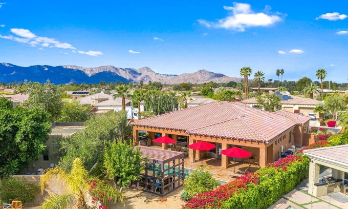 Rancho Santana House | Beautiful Desert Oasis very close to Polo Grounds