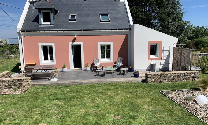 Le Palais House | Beautiful detached house with large enclosed garden in a quiet hamlet