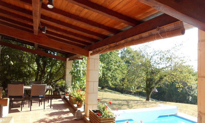 Manzac-sur-Vern Cottage | Beautiful Dordogne Rural Cottage