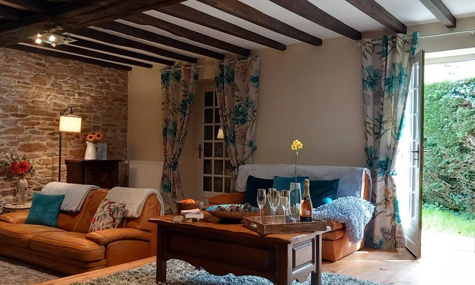 Mialet Other | Beautiful Dordogne family farmhouse retreat with character, charm & private pool