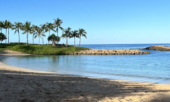 Kapolei Condo | Beautiful Fairways Condo near Disney’s Aulani, Four Seasons, Lagoons and Golf