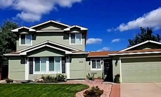 Cimarron Hills House | Beautiful family ready home.