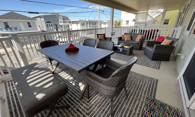 Wildwood Condo | Beautiful FAMILY Condo Steps From Beach & Boardwalk. No prom/graduation parties.