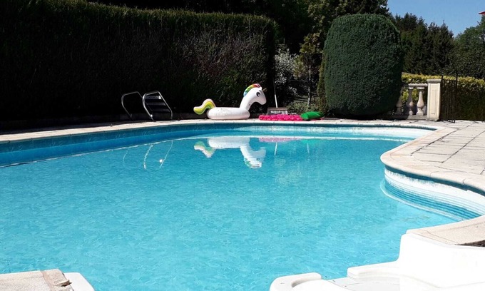 Ney House | Beautiful family house in the typical Jura area.nnT