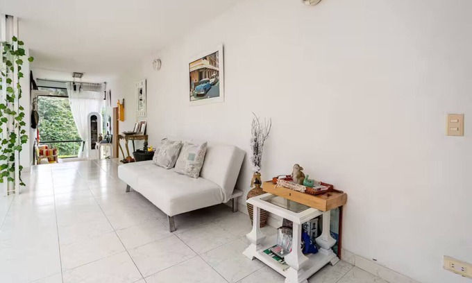 Tena House | Beautiful farm via La Mesa