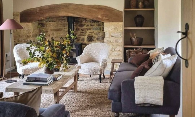 South Cadbury House | Beautiful Farmhouse & Garden in Heart of Somerset