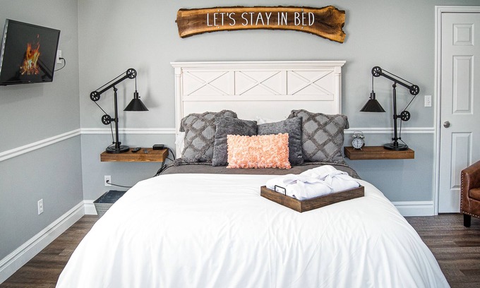 Nibley House | Beautiful Farmhouse Guest Home
