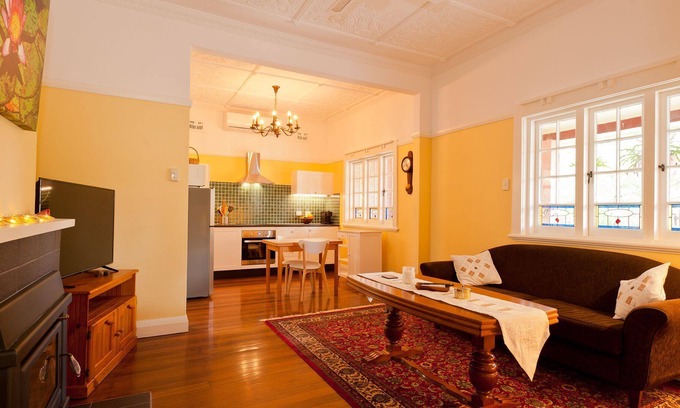 Taree Apartment | Beautiful Federation Apartment close to Taree CBD