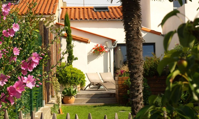 Les Sables d'Olonne House | Beautiful Fisherman's House "Between Ocean and Garden".