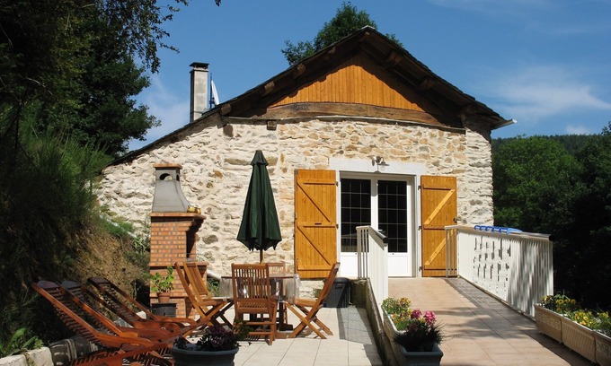 Martrin House | Beautiful country gîte, accessible to people with reduced mobility.