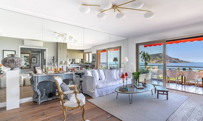 Beaulieu-sur-Mer Apartment | Beautiful, Luxurious Apartment In St Jean Cap Ferrat