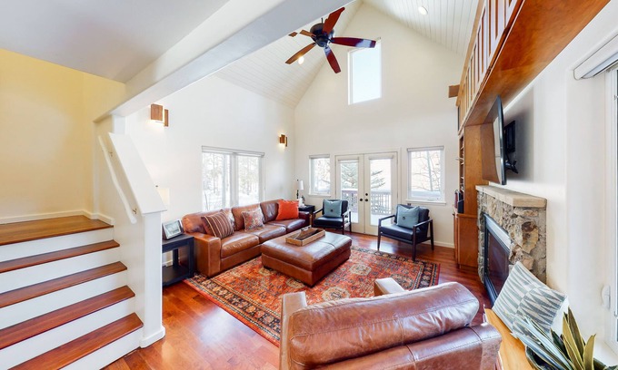 The Reserve House | Beautiful Frisco House w/Mountain Views, Free WiFi, Firepit, Private W/D, & Deck