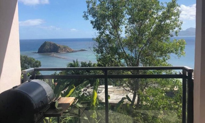 Sada House | Beautiful full T2 equipped with sada with island view