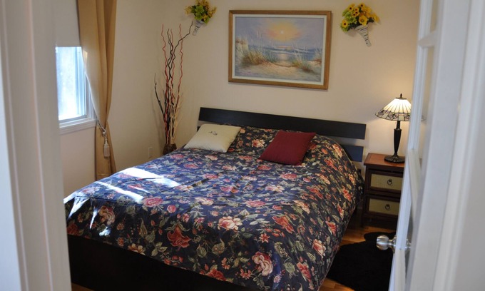 LaSalle Apartment | Beautiful fully equipped 2 bedroom apartment
