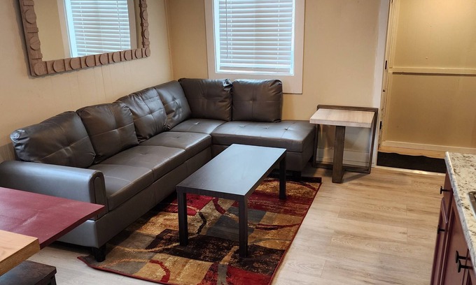 Waterville Apartment | Beautiful Fully Furnished Newly Renovated Garden Level Apartment