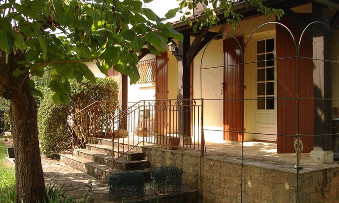 Saint-Cyprien House | Beautiful furnished house in Black Périgord