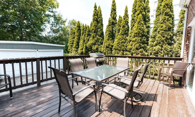 Bellevue Avenue Historic District House | Beautiful FURNISHED Newport Victorian Home for Summers with 30-day minimum