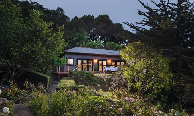 Tiburon House | Beautiful Garden Cottage at JAR Farms with use of pool, hot tub, and orchards