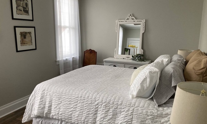 Mount Oliver House | Beautiful gathering space