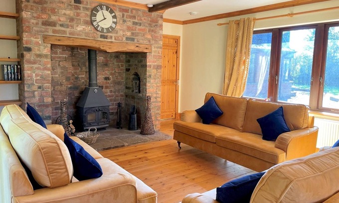 Kirkpatrick Fleming House | Beautiful 5BR House near Gretna Green with Garden | Pass the Keys