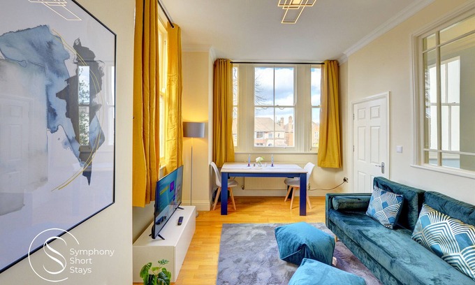 Leamington Spa Apartment | Beautiful, light & spacious Regency 2 bed apt