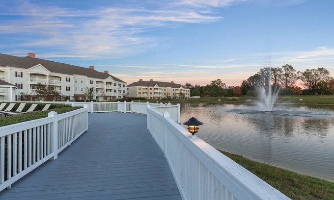 Williamsburg Resort | Beautiful Governor's Green 1BR/1BA with indoor and outdoor pools