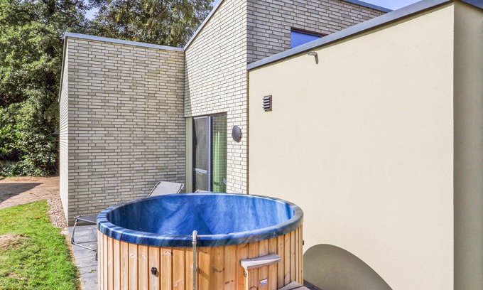 Lembruch House | Beautiful home in Lembruch/Dümmer See