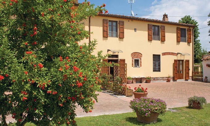 Ponte Buggianese House | Beautiful home in Ponte Buggianese PT
