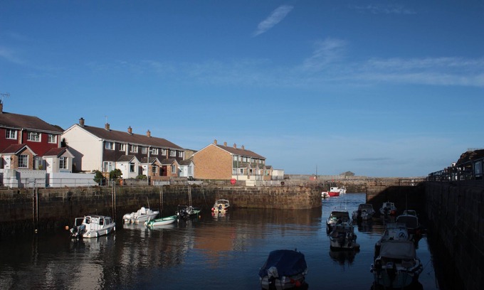 Portreath House | BEAUTIFUL HARBOURSIDE COTTAGE, 2 MIN WALK TO BEACH, Check out reduced 2025 rates