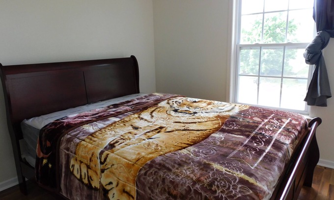 West Newton House | Beautiful Hardwood floor House in Indianapolis Indiana