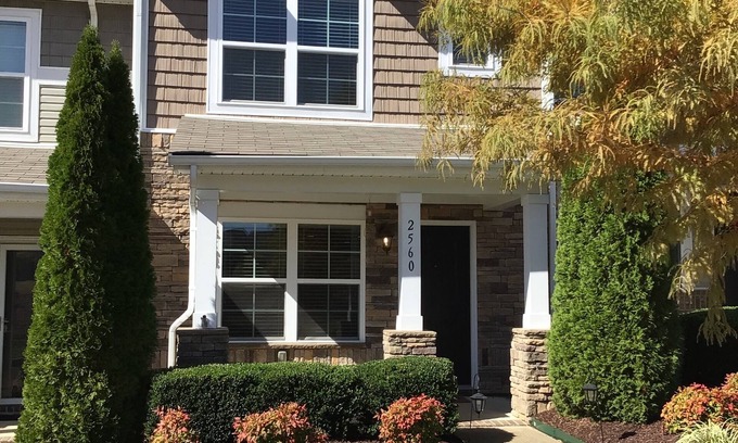 Hermitage House | Beautiful Hermitage Nash Townhouse