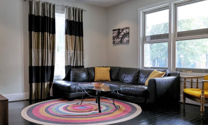 Old East Hill House | Beautiful Historic Downtown Pensacola Charmer