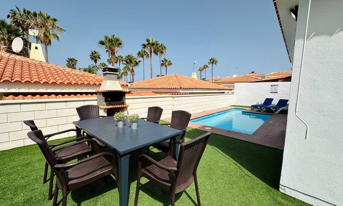 Callao Salvaje Villa | BEAUTIFUL HOLIDAY HOME 273 WITH PRIVATE POOL