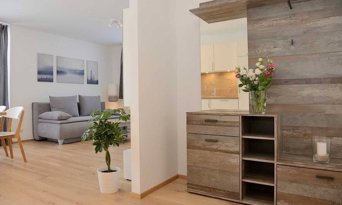 Muhlbachl Apartment | Beautiful Holiday Apartment "Olperer" with Wi-Fi, Garden and Terrace