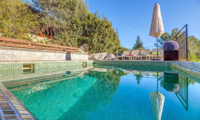 Puigpunyent House | Beautiful Holiday Home Miravall with Mountain View