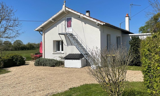 Valigny House | Beautiful Holiday Home with Swimming Pool