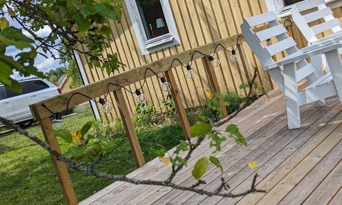 Morlunda House | Beautiful holiday home with private orchard in Småland