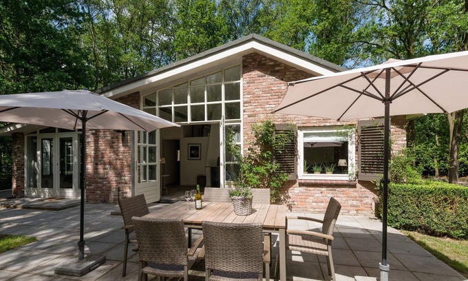 Veldhoek House | Beautiful holiday home with sauna