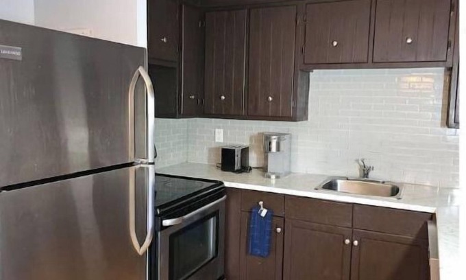 St. Vital House | Beautiful Home Away From Home
