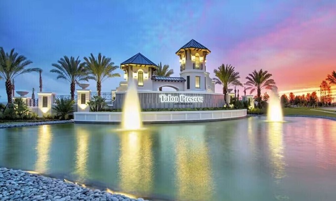 Nokomis House | Beautiful Home - Brand New - with Resort Lifestyle! 10 minutes from Siesta Key!