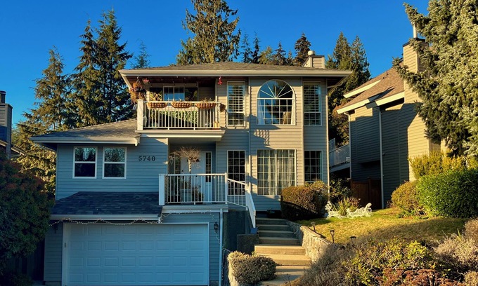 Grouse Woods House | Beautiful home in forest country - pet friendly!