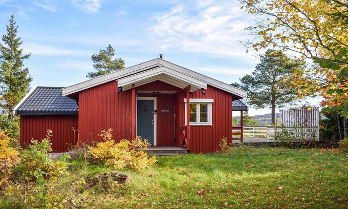 Royken House | Beautiful home in åros with kitchen
