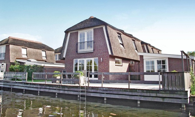 Municipality of Stichtse Vecht House | Beautiful home in Breukelen with WiFi