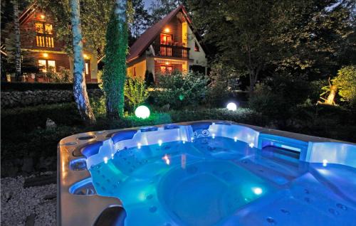 Breze House | Beautiful Home In Breze With Jacuzzi